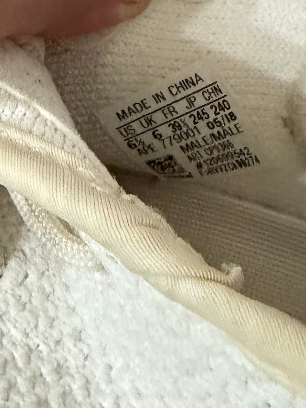 Yeezy 350 v2 cream sneakers